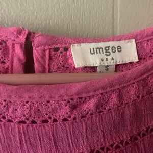 Umgee Fuchsia Lace Detail Top